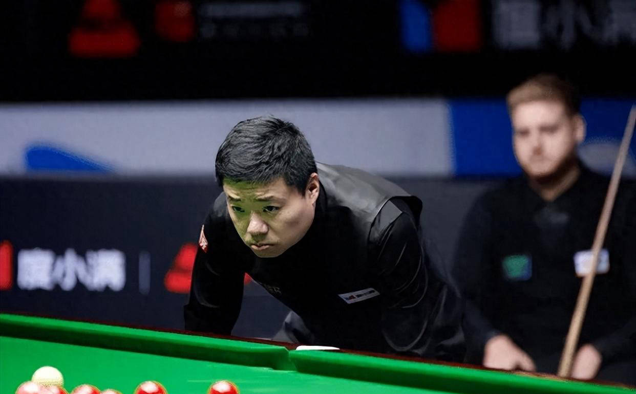 威尔逊, 奥沙利文强 威尔逊, 奥沙利文强